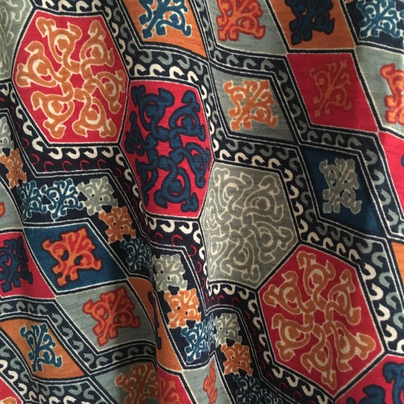 Lindsay Kimono by LuLaRoe - Picture 2 of 3